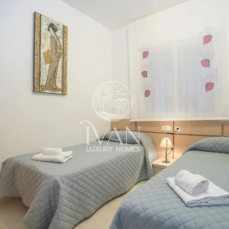 Casa Canaima Ivan Luxury Homes 5ªpta Norte 1ªlinea