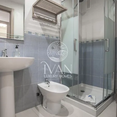 Casa Canaima Ivan Luxury Homes 5ªpta Norte 1ªlinea
